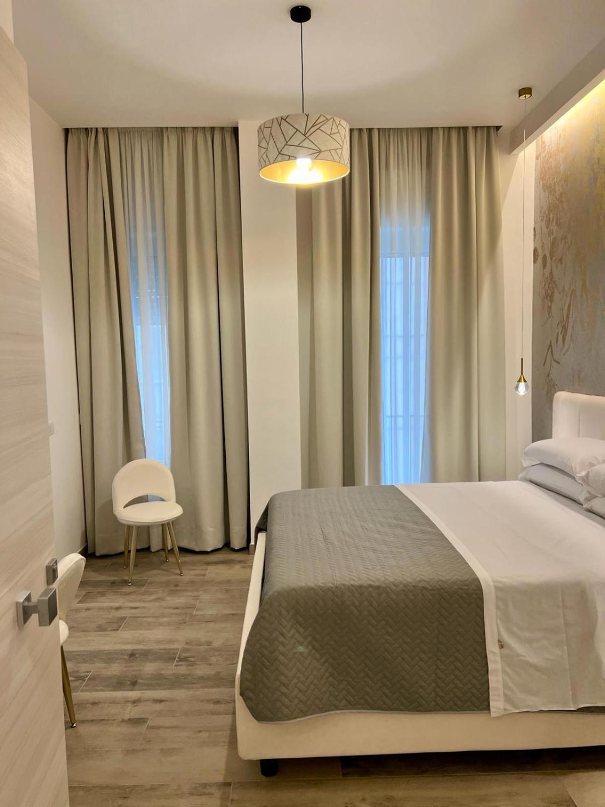 Le Dimore Di Lorenzo Napoli Ngoại thất bức ảnh